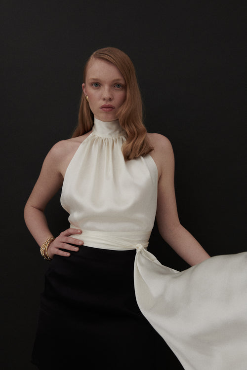 Draped Classic Milk