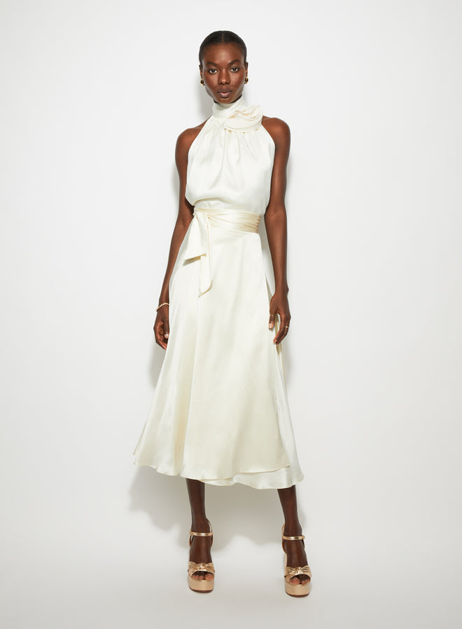Classic Longline Milk with Corsage